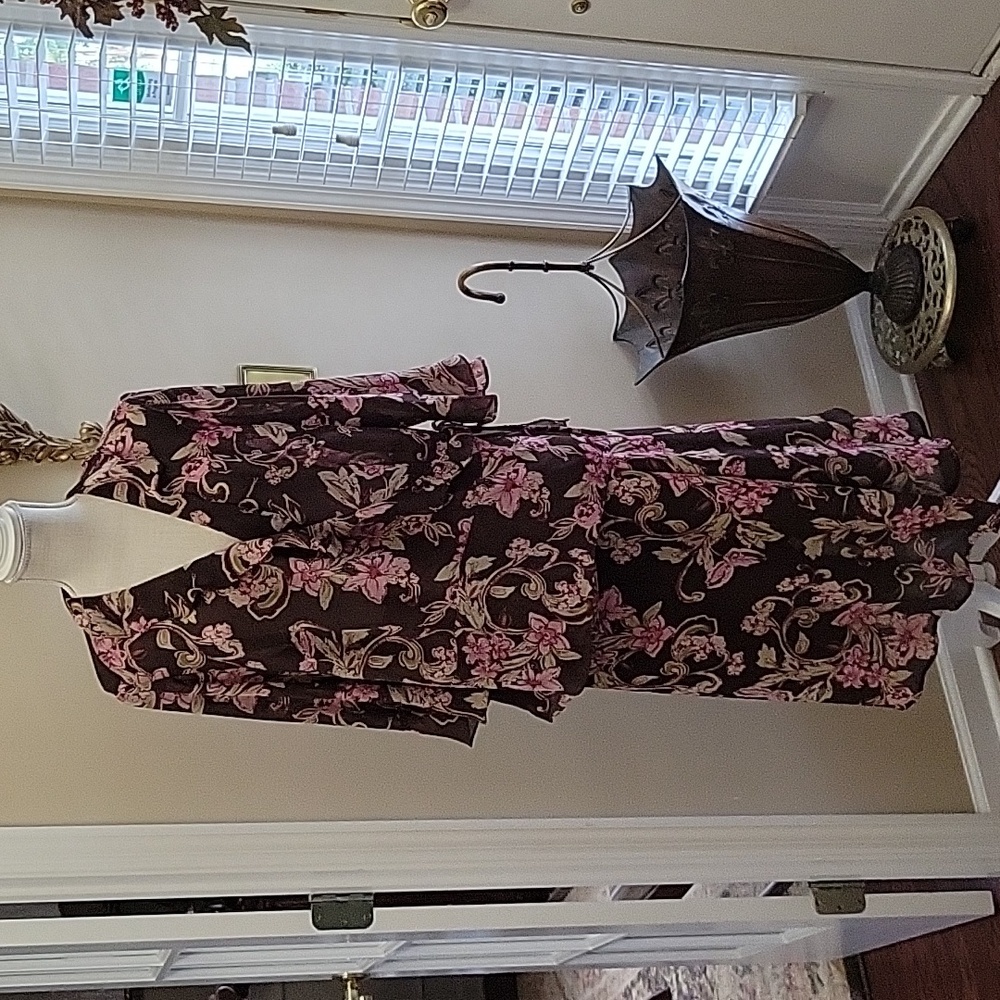 Emma James Woman pink brown floral skirt set ruffles 3/4 sleeve Criss-cross 16W…